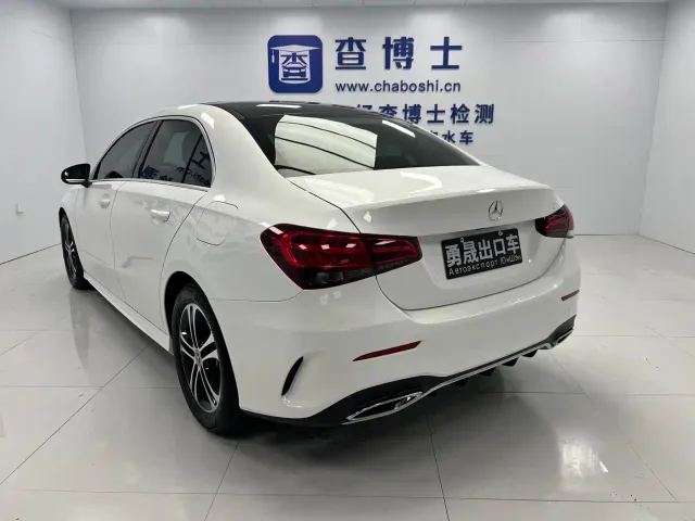 Mercedes-Benz A-Class — Фото автомобиля 4