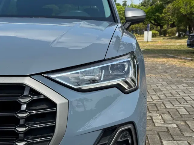 Audi Q3 — Фото автомобиля 4