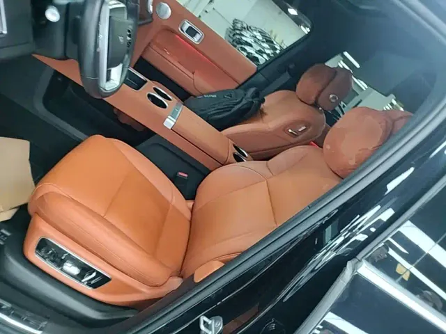 Li Auto L9 — Фото автомобиля 14