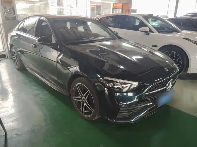 Mercedes-Benz C-Class — Фото автомобиля 3