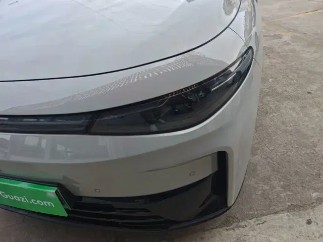 Leapmotor C10 — Фото автомобиля 23
