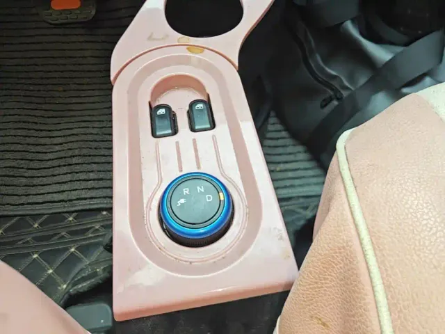 Wuling Hongguang Mini EV — Фото автомобиля 13