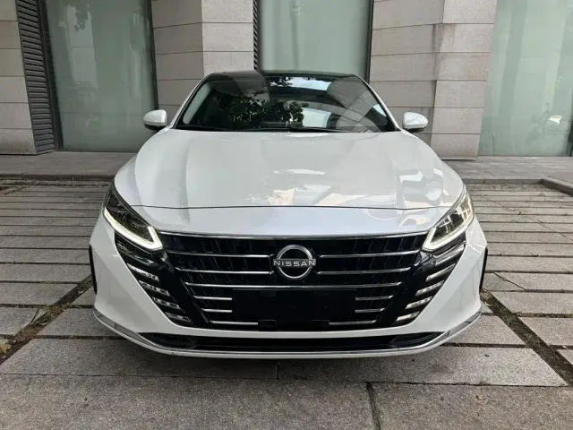 Nissan Teana — Фото автомобиля 2