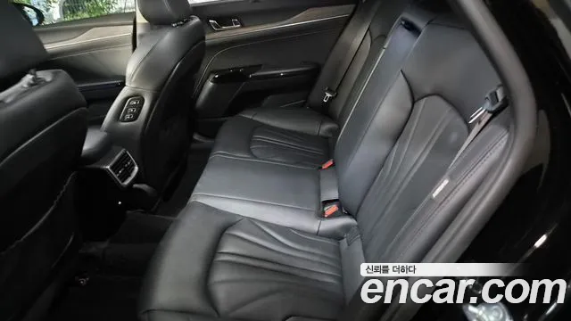 Kia K5 Generation 3 — Фото автомобиля 4