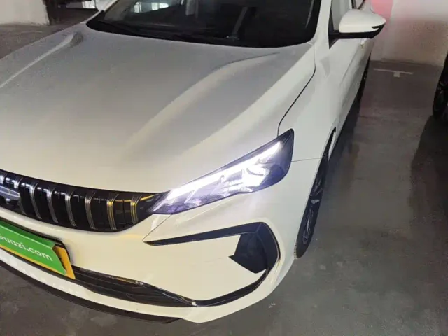 Geely Binrui — Фото автомобиля 17