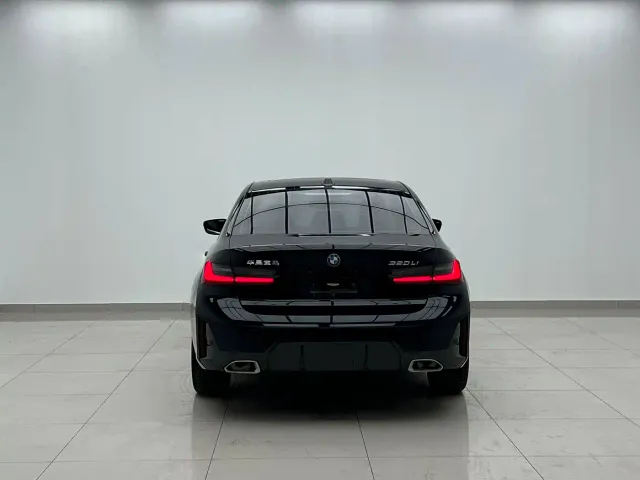 BMW 3 Series — Фото автомобиля 5