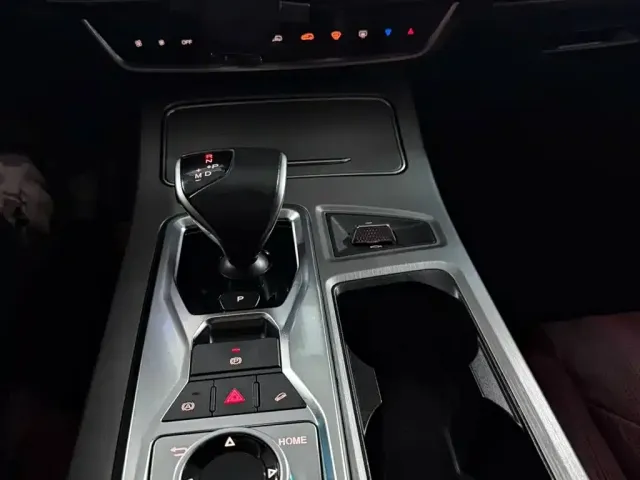 Jetour X70 Plus — Фото автомобиля 9