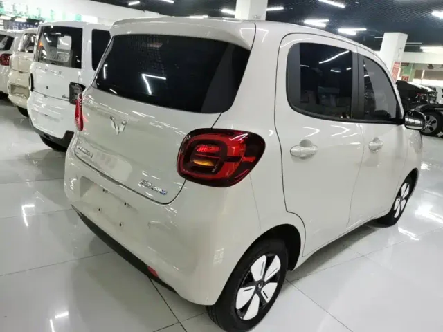 Wuling Hongguang Mini EV — Фото автомобиля 6