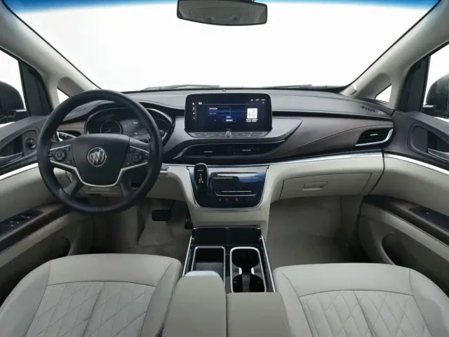 Buick GL8 — Фото автомобиля 5