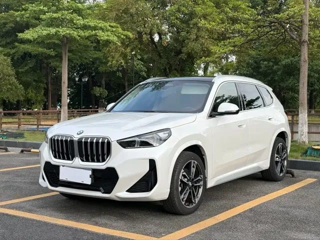 BMW BMW X1 2025 sDrive25Li M Sport Package — Фото автомобиля 4