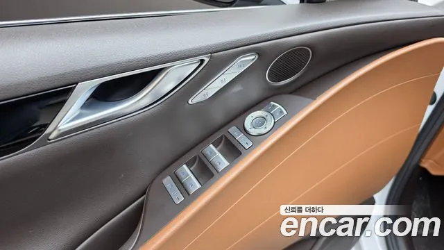 Genesis G80 RG3 — Фото автомобиля 30