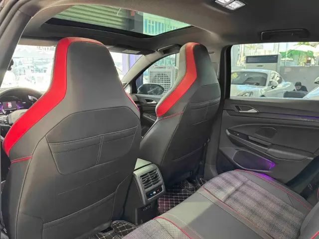 Volkswagen Golf GTI — Фото автомобиля 14