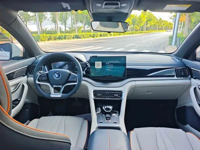 BYD Song PLUS — Фото автомобиля 15