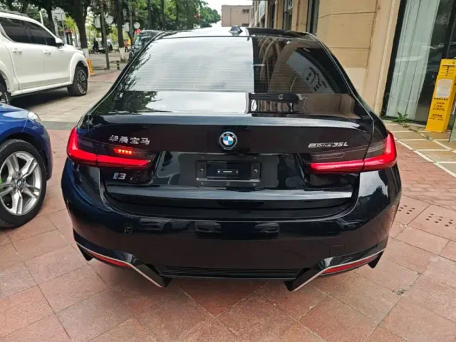 BMW i3 — Фото автомобиля 5