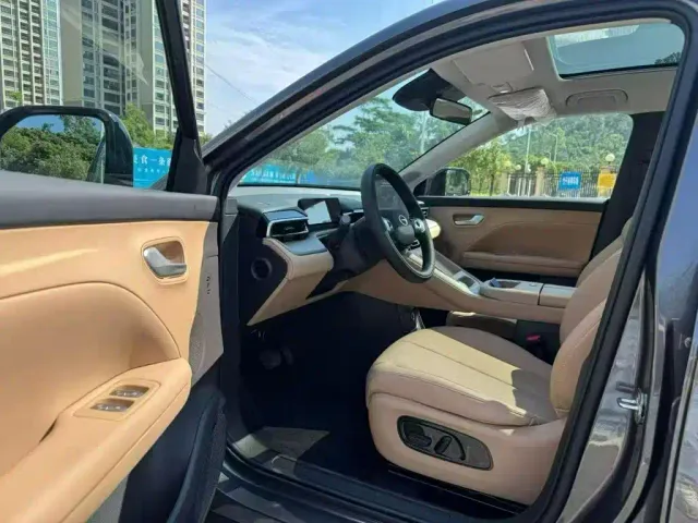 GAC Trumpchi GS4 — Фото автомобиля 4
