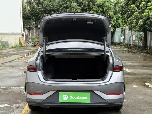 BYD Qin PLUS — Фото автомобиля 8