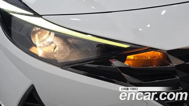 Hyundai AVANTE Avante (CN7) — Фото автомобиля 22