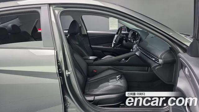 Hyundai Avante CN7 — Фото автомобиля 26