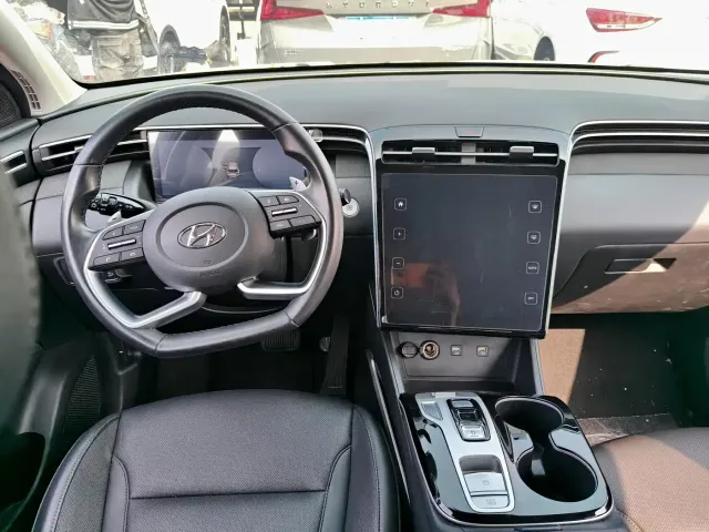 Hyundai Tucson — Фото автомобиля 9
