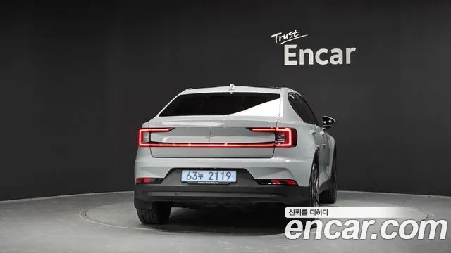 Polestar Polestar 2 — Фото автомобиля 4