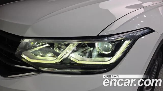 Volkswagen Tiguan Tiguan 2 поколение 2.0 TDI 4Motion Prestige — Фото автомобиля 22