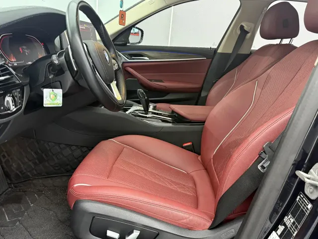 BMW 5 Series — Фото автомобиля 4