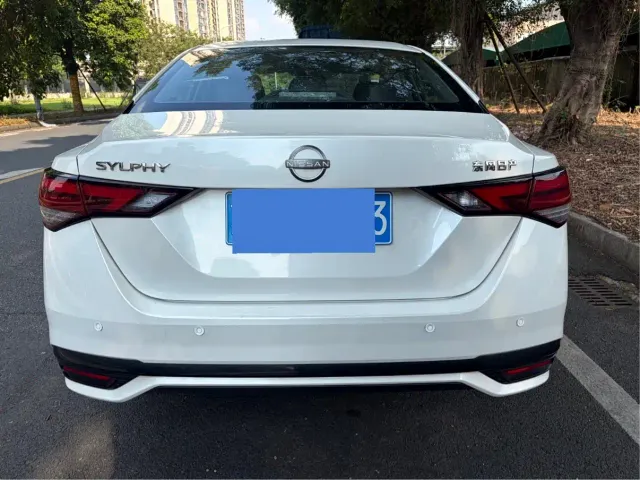 Nissan Sylphy — Фото автомобиля 7