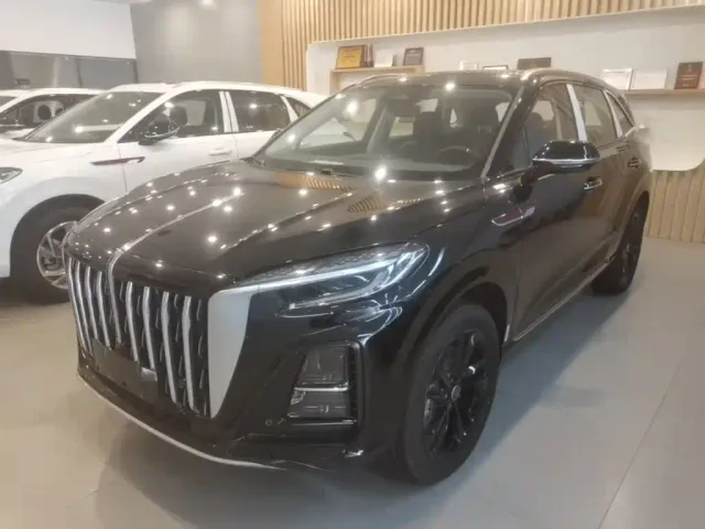 Фотография автомобиля — Hongqi HS3 PHEV