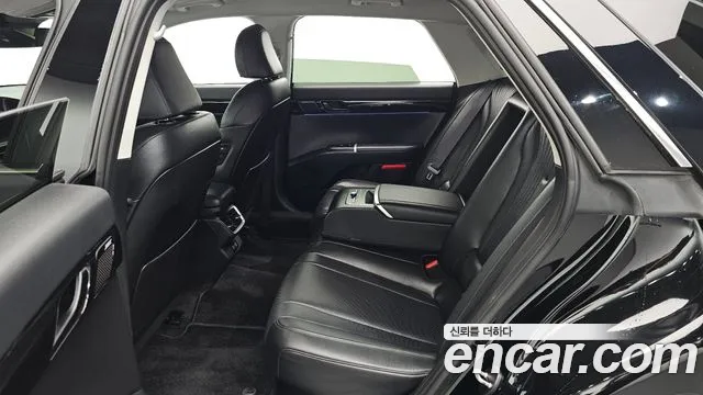 Hyundai Grandeur GN7 — Фото автомобиля 16