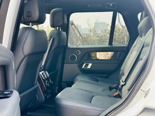 Land Rover Range Rover — Фото автомобиля 7