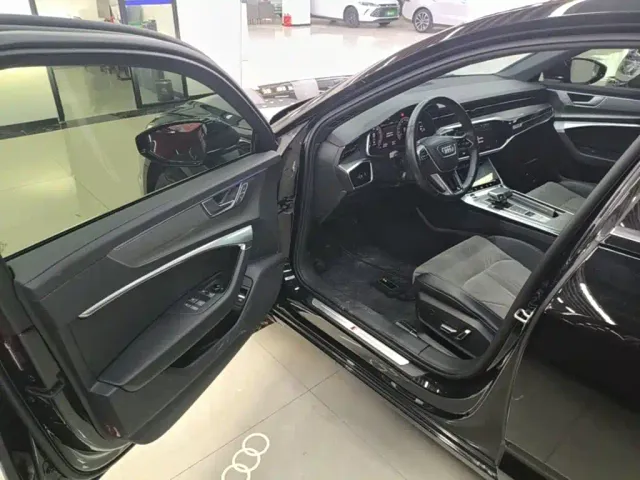 Audi A6L — Фото автомобиля 11