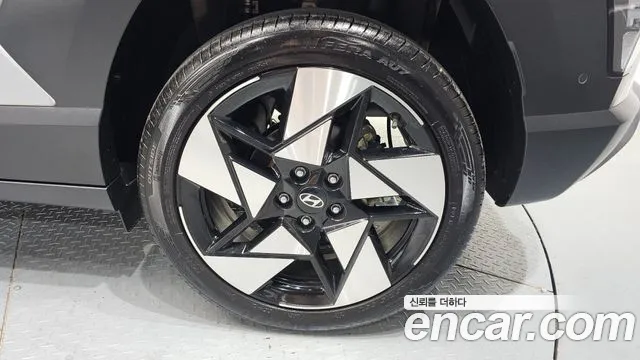 Hyundai Kona Kona (SX2) Бензин 1.6 турбо 2WD — Фото автомобиля 5