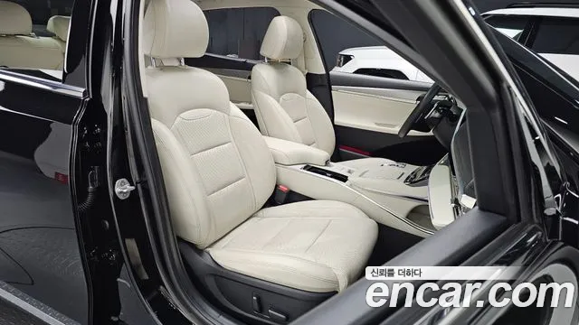 Hyundai Grandeur — Фото автомобиля 10