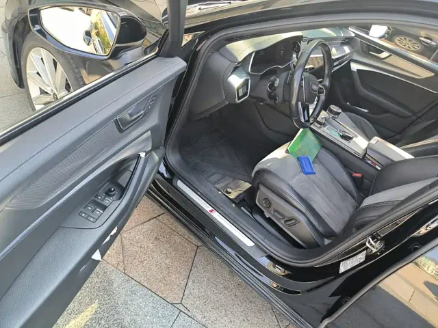 Audi A6L — Фото автомобиля 13