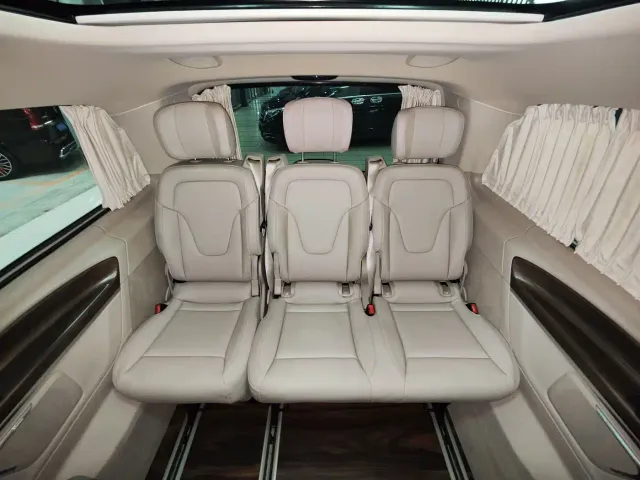 Mercedes-Benz V-Class — Фото автомобиля 9