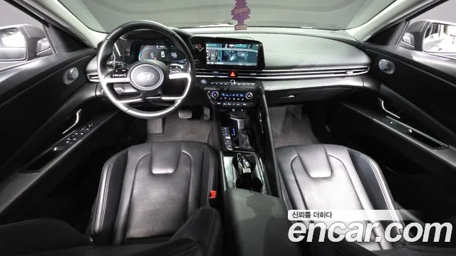 Hyundai Avante — Фото автомобиля 10