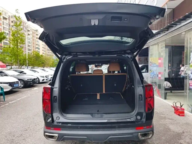 GAC Trumpchi GS8 — Фото автомобиля 18