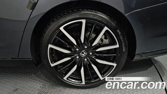 Honda Accord — Фото автомобиля 21