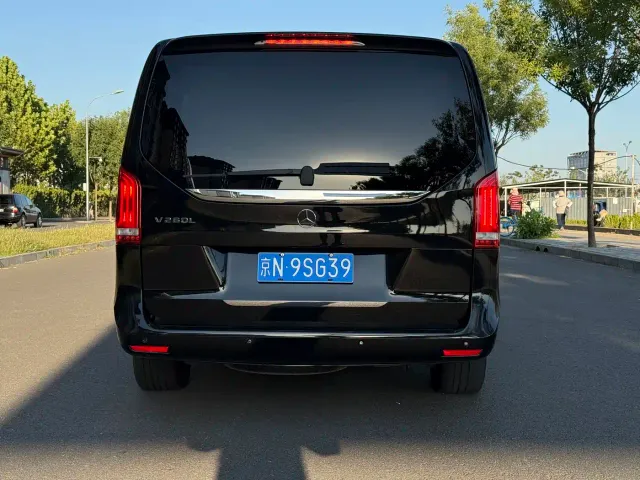 Mercedes-Benz V-Class — Фото автомобиля 10