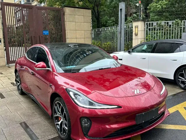 IM Motors L6 — Фото автомобиля 3
