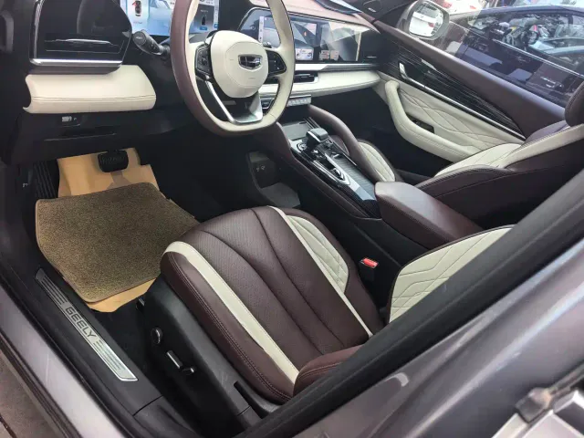 Geely Xingyue L — Фото автомобиля 5
