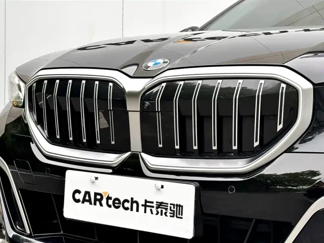 BMW 5 Series — Фото автомобиля 13