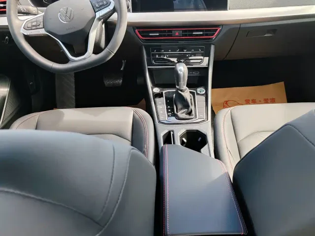 Volkswagen Lavida 2024 Model 300TSI DSG Starlight Leading Edition — Фото автомобиля 8