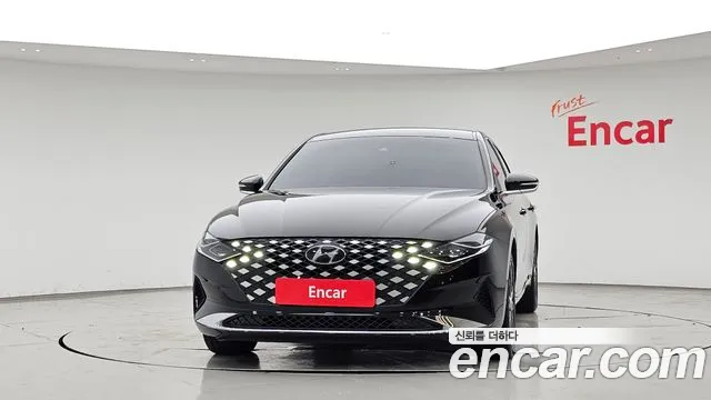 Hyundai Grandeur — Фото автомобиля 3