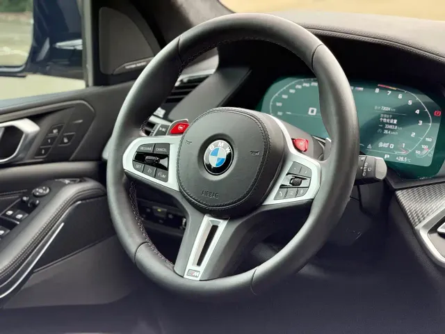 BMW X5 M — Фото автомобиля 13