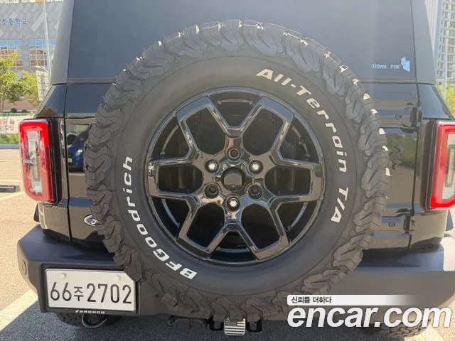 Ford Bronco Generation 6 — Фото автомобиля 16