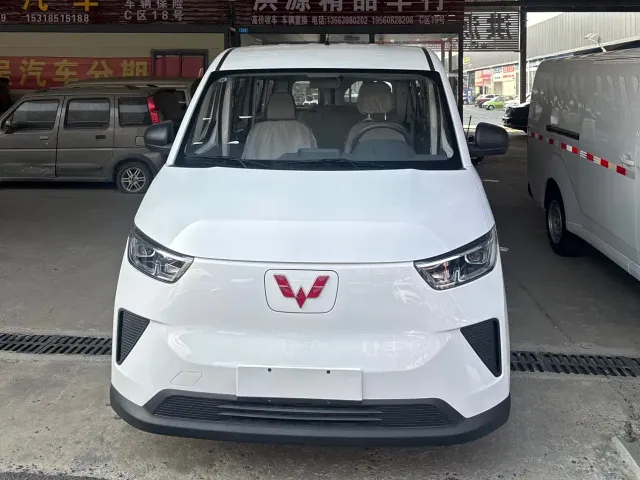 Wuling Yangguang — Фото автомобиля 2