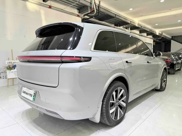 Li Auto Li L8 2023 Pro — Фото автомобиля 6