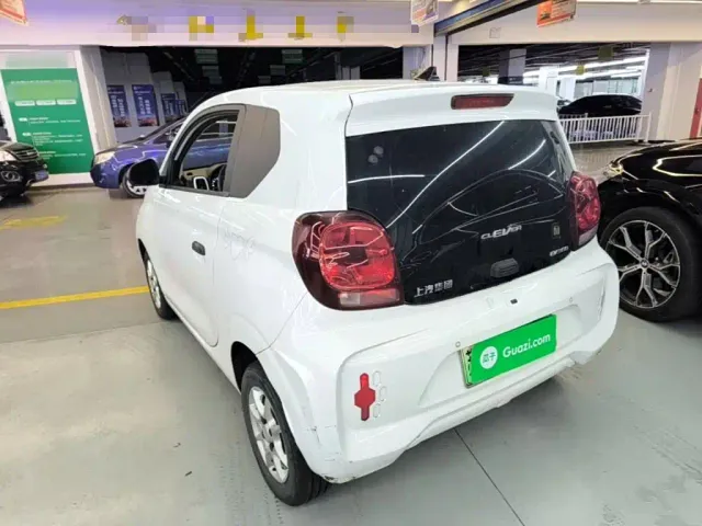 Roewe Clever — Фото автомобиля 4