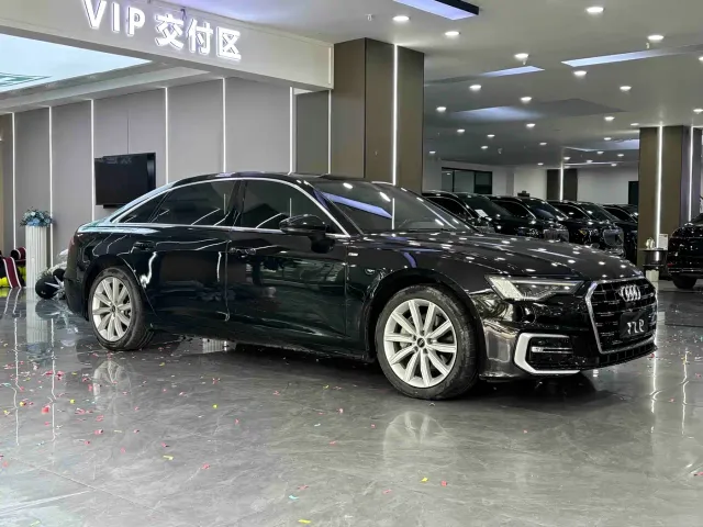 Audi Audi A6L 2023 45 TFSI quattro Premium Dynamic — Фото автомобиля 3